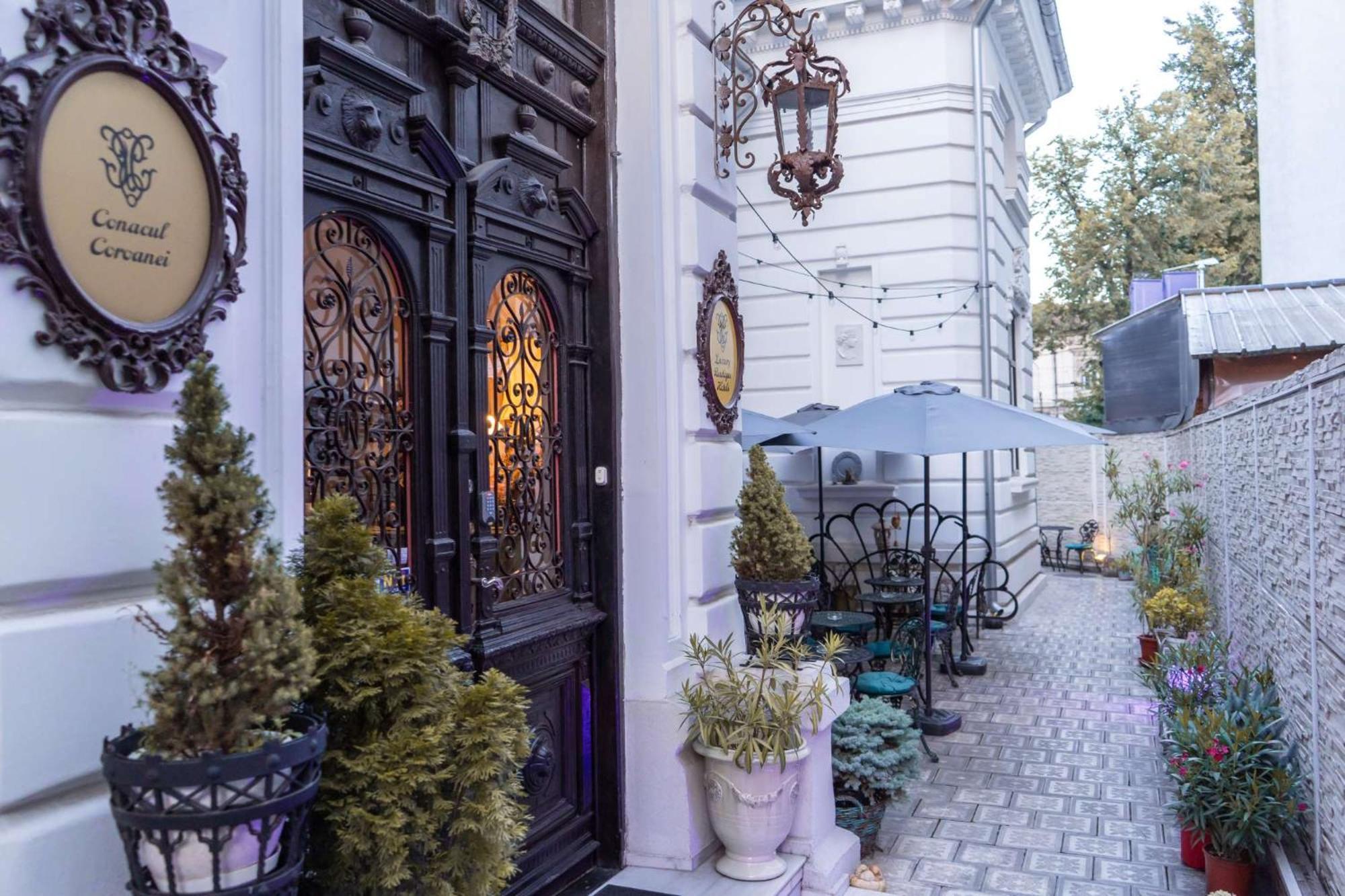 Conacul Coroanei Luxury Boutique Hotel ブカレスト エクステリア 写真