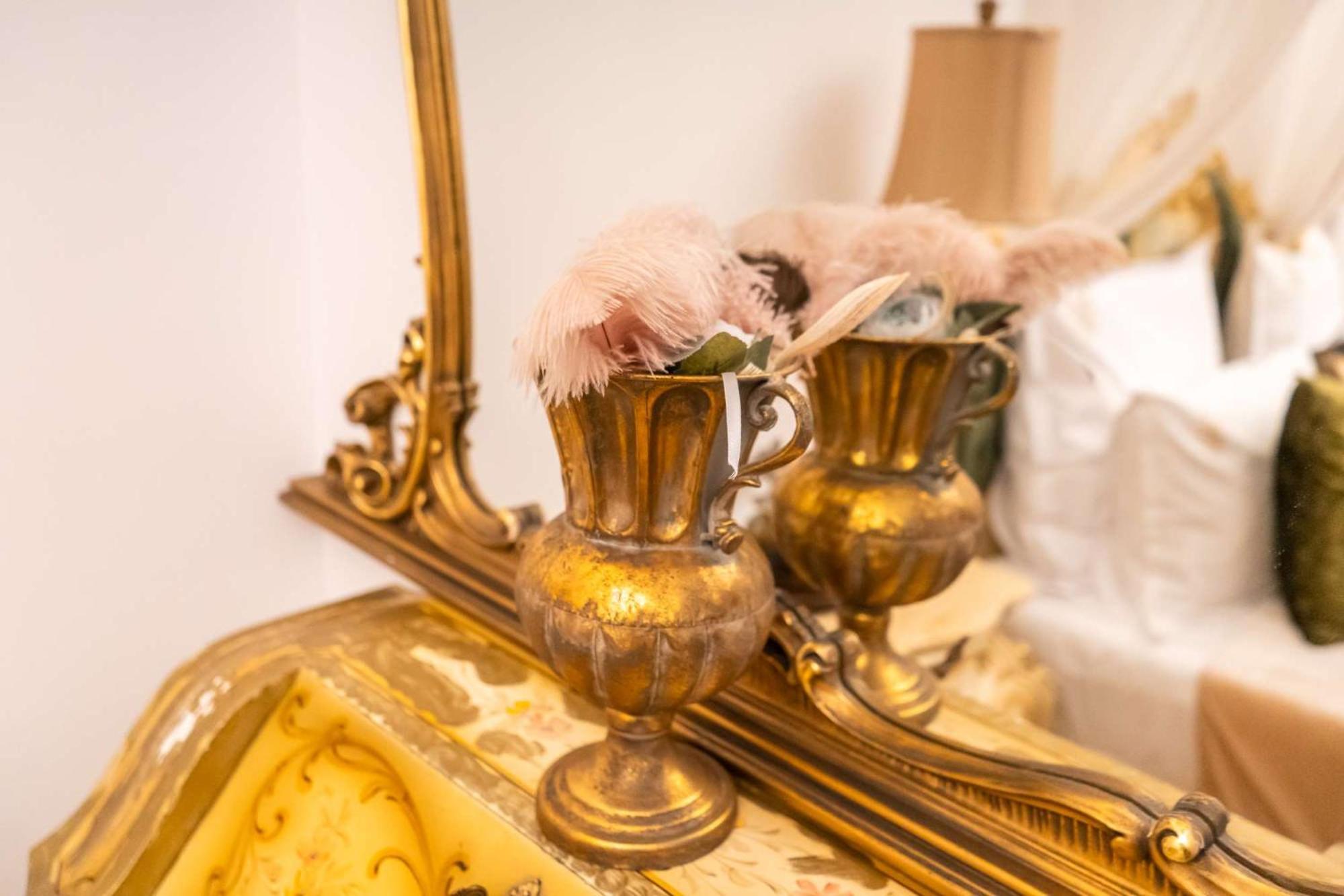 Conacul Coroanei Luxury Boutique Hotel ブカレスト エクステリア 写真
